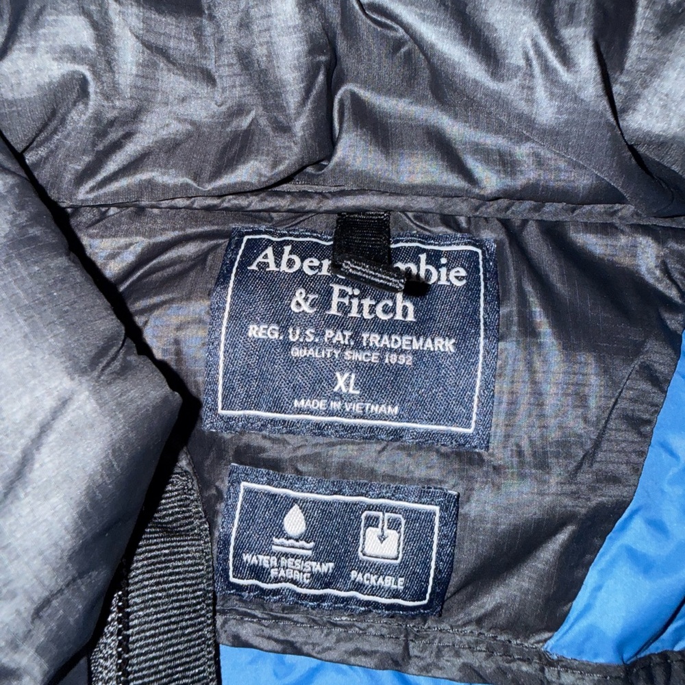 Black Abercrombie & Fitch puffer jacket xtra Large Water resistant fabric WOW - Picture 2 of 7